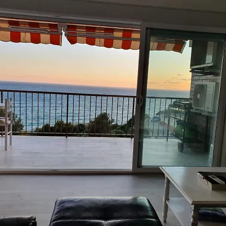 Lighthouse, Frente Al Mar Apartman *